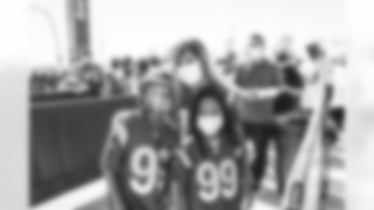 E_2021_Rams_OpenPractice-009