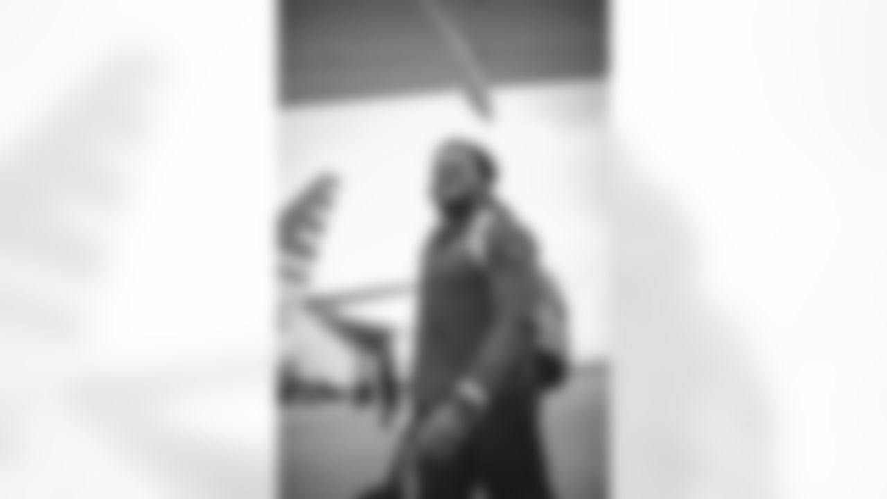 E_SNY_1164