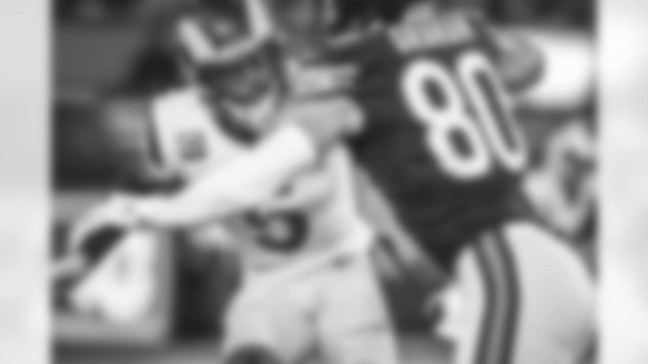Cornerback (5) Jalen Ramsey of the Los Angeles Rams against the Chicago Bears during the Rams 34-14 victory in an NFL Week 1 game, Sunday, September 12, 2021, in Inglewood, Calif. (Jeff Lewis/LA Rams)