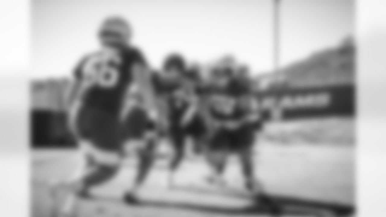 The Los Angeles Rams hit the practice field in preperation of the Week 8 matchup against the Houston Texans.