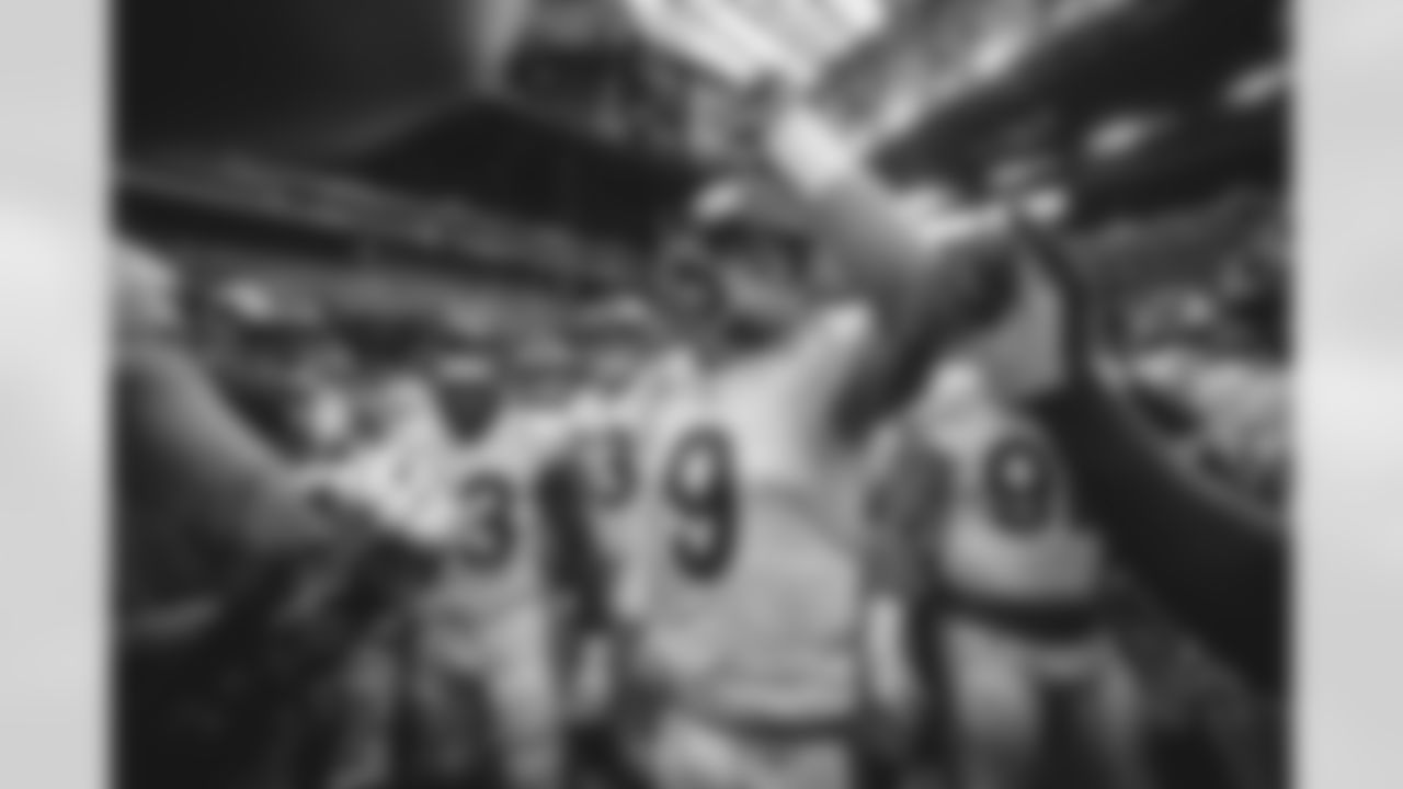Los Angeles Rams quarterback Matthew Stafford (9) leads his team in a huddle during an NFL football game against the Houston Texans on Sunday, October 31, 2021 in Houston, Texas. (Cooper Neill/NFL)