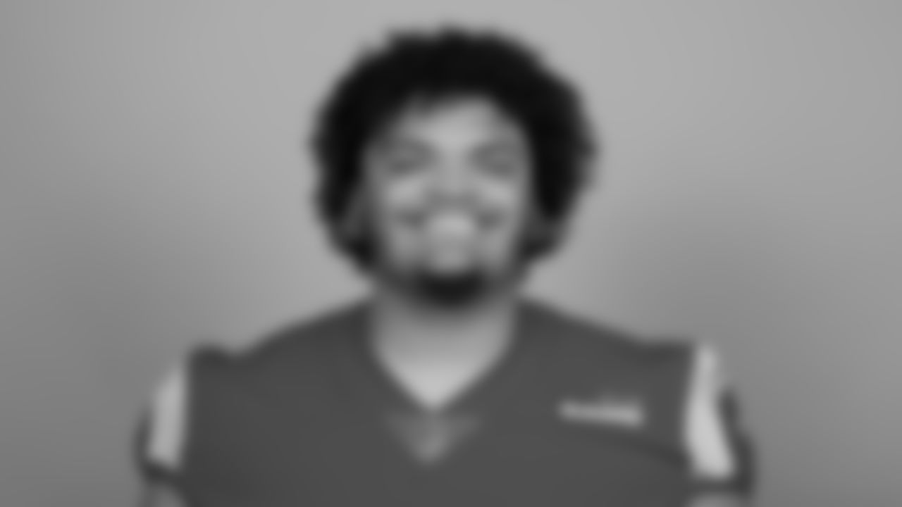 73 - OL Steve Avila