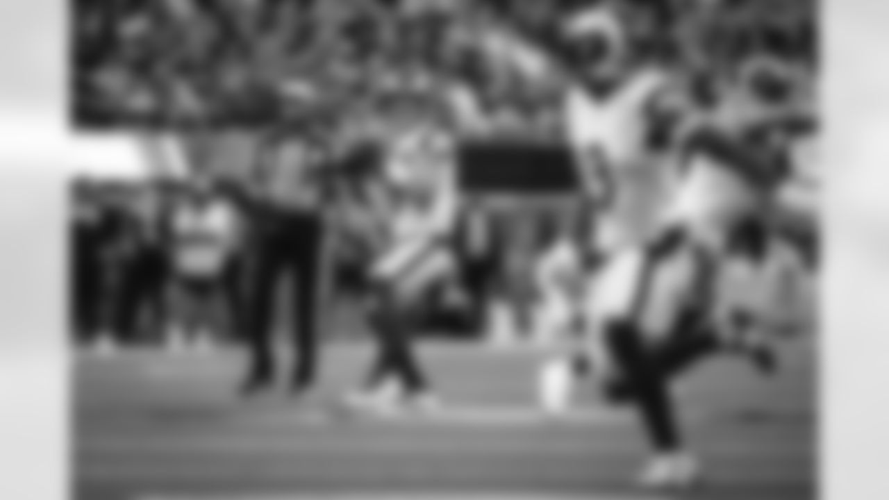 The Los Angeles Rams take on the Cincinnati Bengals in Super Bowl LVI of the 2021 NFL Playoffs.