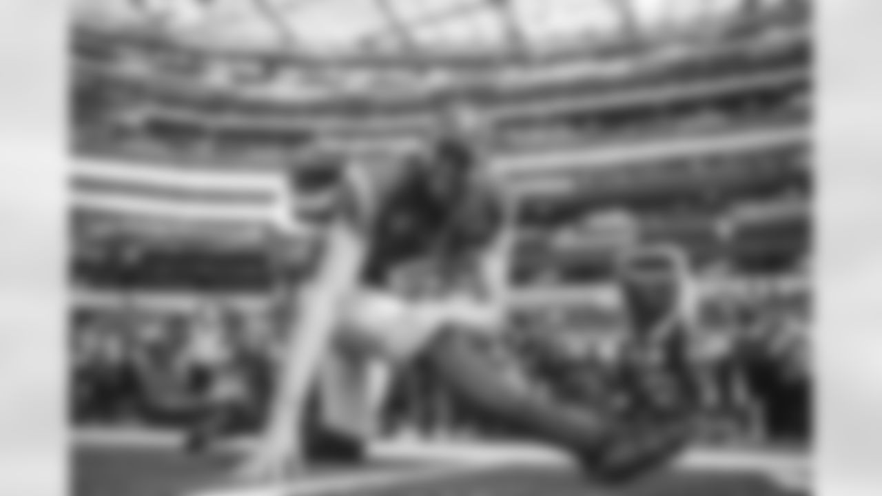 The Los Angeles Rams take on the Jacksonville Jaguars during Week 13 of the 2021 regular season.