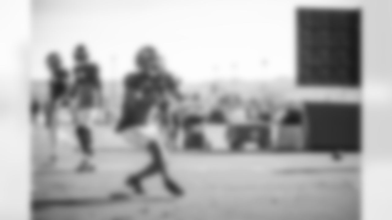 The Los Angeles Rams hit the practice field to prepare for the Week 4 matchup against the Arizona Cardinals.