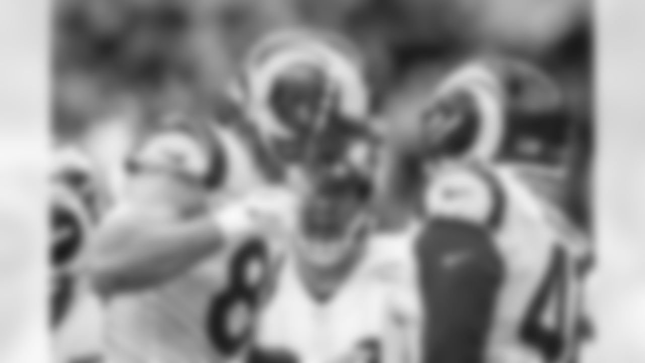 The Los Angeles Rams take on the Los Angeles Chargers during Week 17 of the 2022 NFL regular season