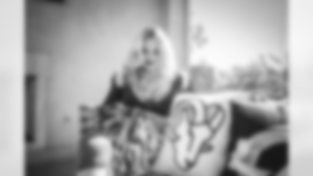 E_TOWL1348