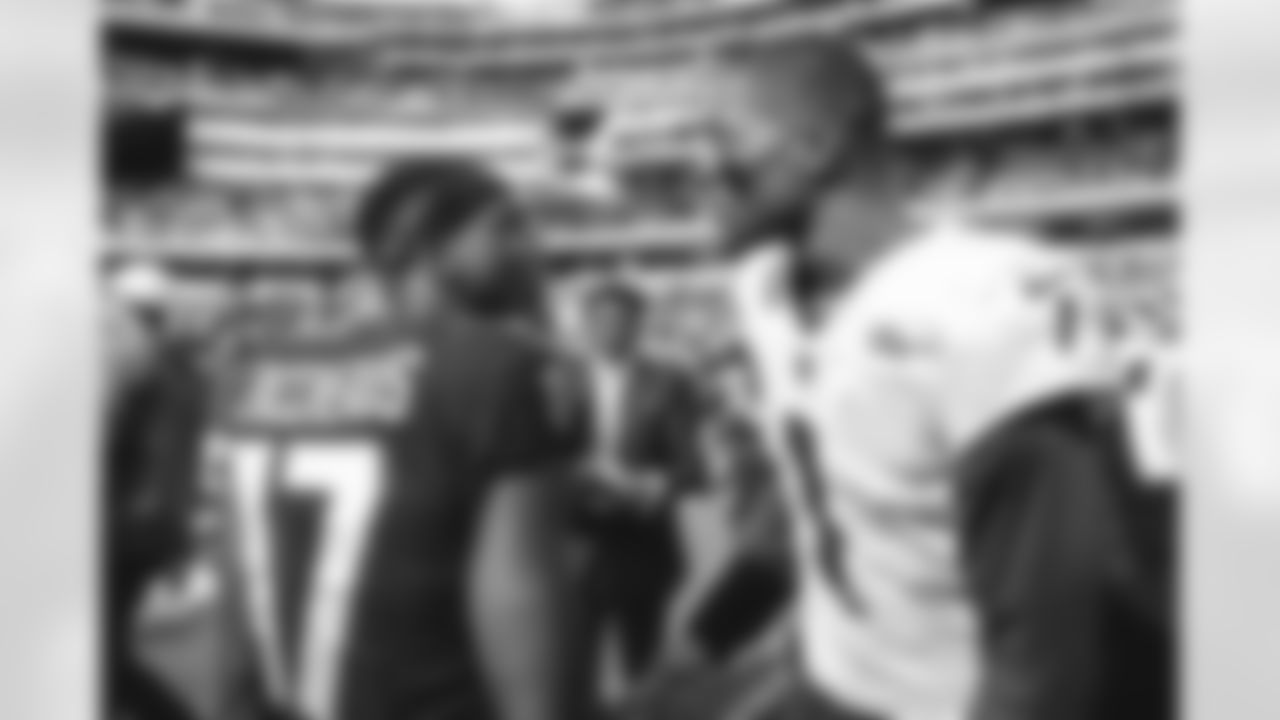 The Los Angeles Rams take on the Atlanta Falcons during Week 2 of the 2022 NFL regular season.