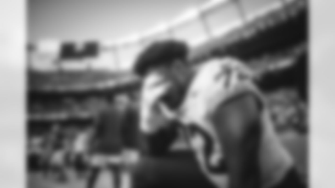 The Los Angeles Rams take on the Denver Broncos for the final preseason game of 2021.