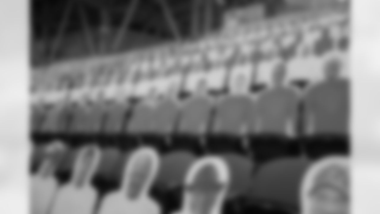 201115_RamsSeahawks_Cutouts_JL_090