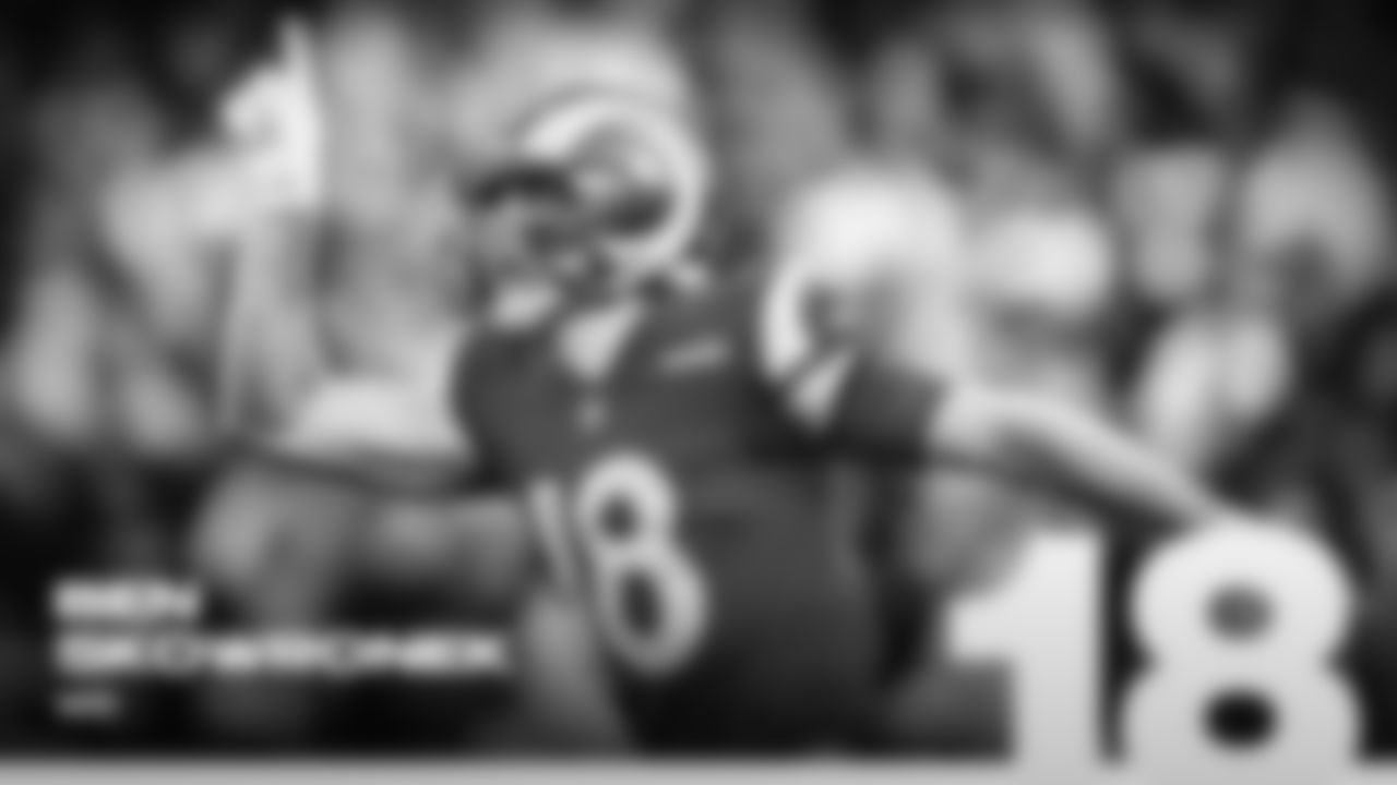 roster gallery 16x9-16