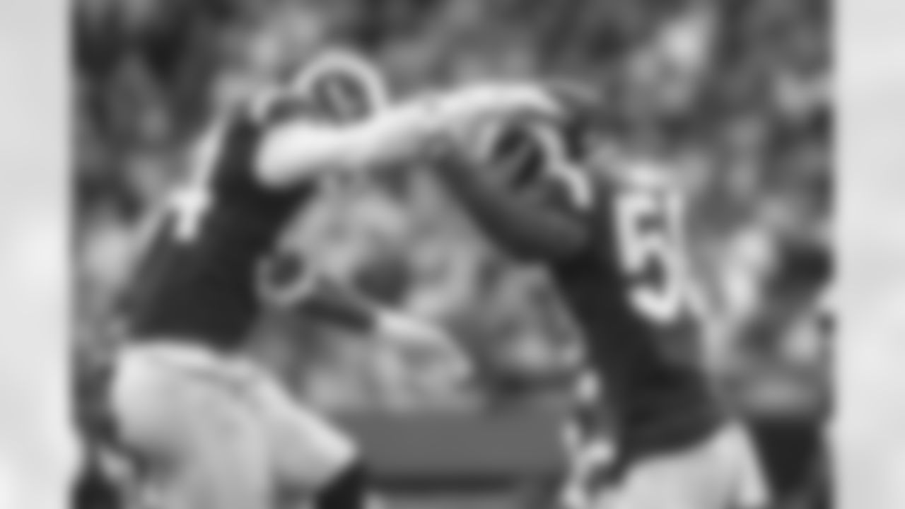 The Los Angeles Rams take on the Jacksonville Jaguars during Week 13 of the 2021 regular season.
