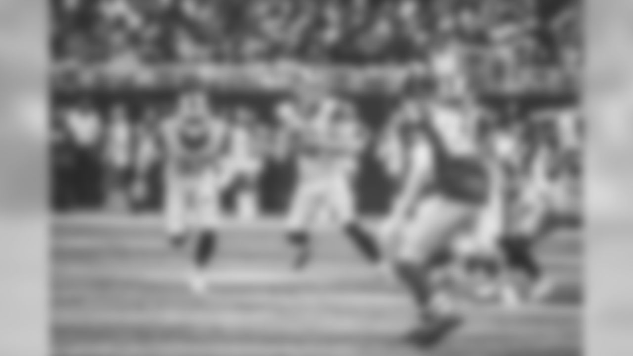 Punter (6) Johnny Hekker of the Los Angeles Rams drops back to pass on a fake punt against the Atlanta Falcons during the Rams 37-10 victory over the Falcons in an NFL Week 7 regular season football game, Sunday, October 20, 2019, in Atlanta, GA. (Jeff Lewis/Rams)