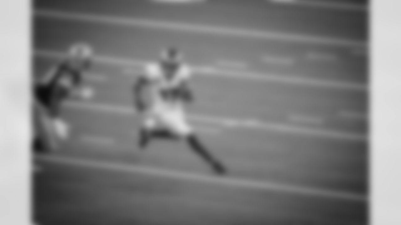 17 Robert Woods of the LA Rams during Week One against the Dallas Cowboys.