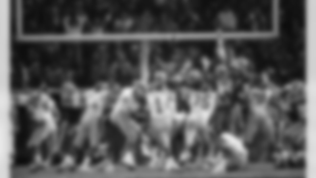 San Francisco 49ers vs. Los Angles Rams at Candlestick Park Monday, December 9, 1985. Rams beat the 49ers 27-20. 49ers defensive unit attempts to stop Rams Field Goal. (AP Photo/Al Golub)