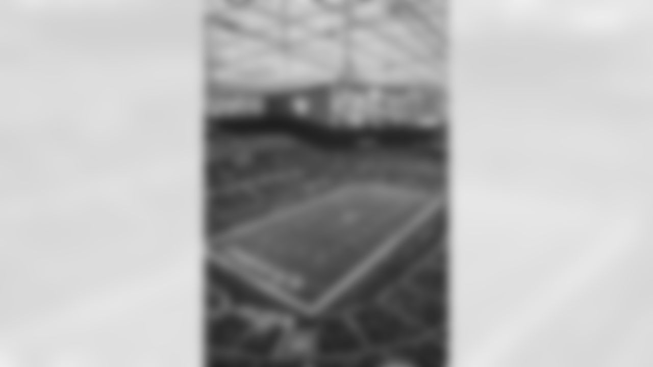 E_BI5I8523
