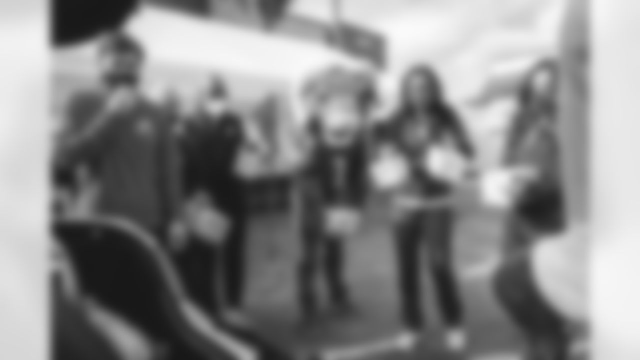 E_211207_TacklingHunger_69