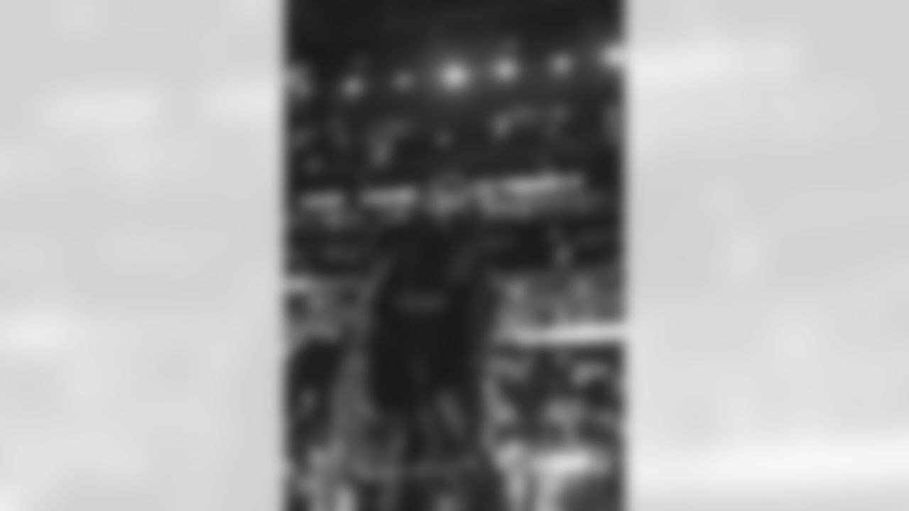 Ty Dolla $ign performs at halftime of the Los Angeles Rams Week 9 matchup.