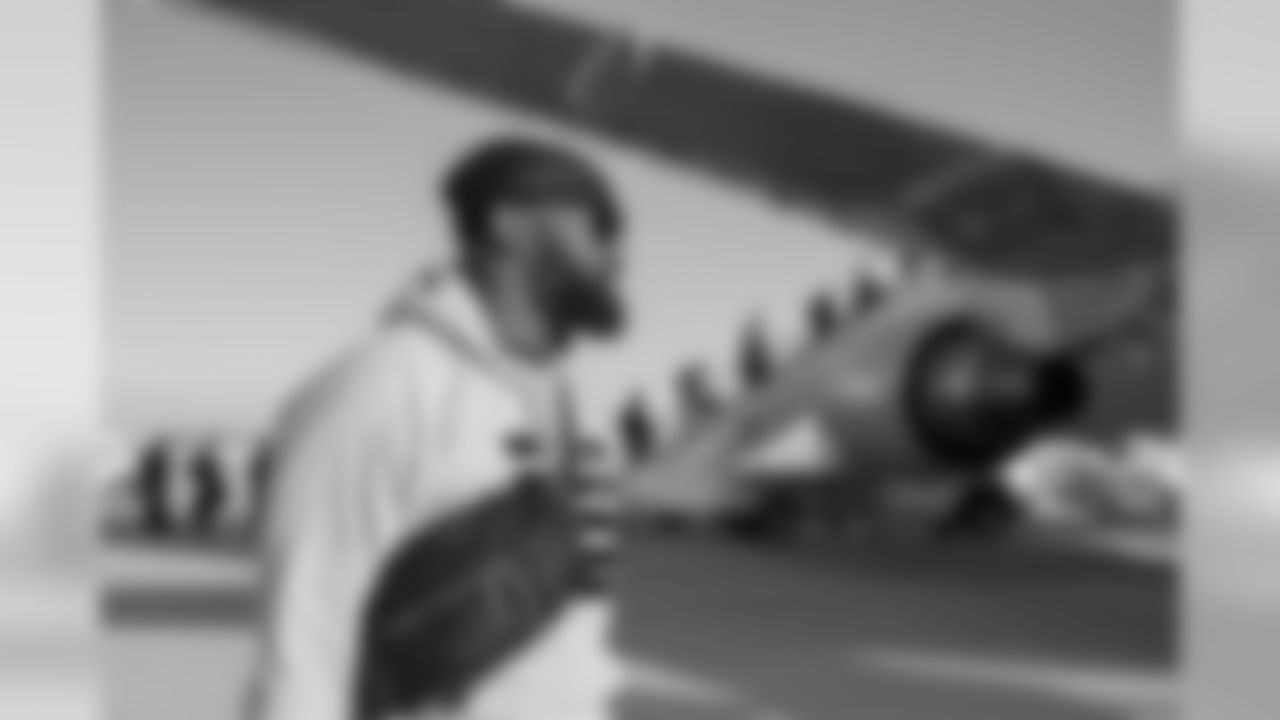 Defensive tackle (90) Michael Brockers of the Los Angeles Rams travels to Detroit from LAX, Friday, November, 30, 2018, in Los Angeles, CA. (Jeff Lewis/Rams)