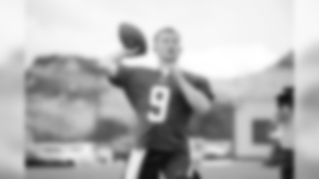 Quarterback (9) John Wolford of the Los Angeles Rams practices on day 5 of Phase II of the offseason program workouts, Monday, May 6, 2019, in Thousand Oaks, CA. (Jeff Lewis/Rams)