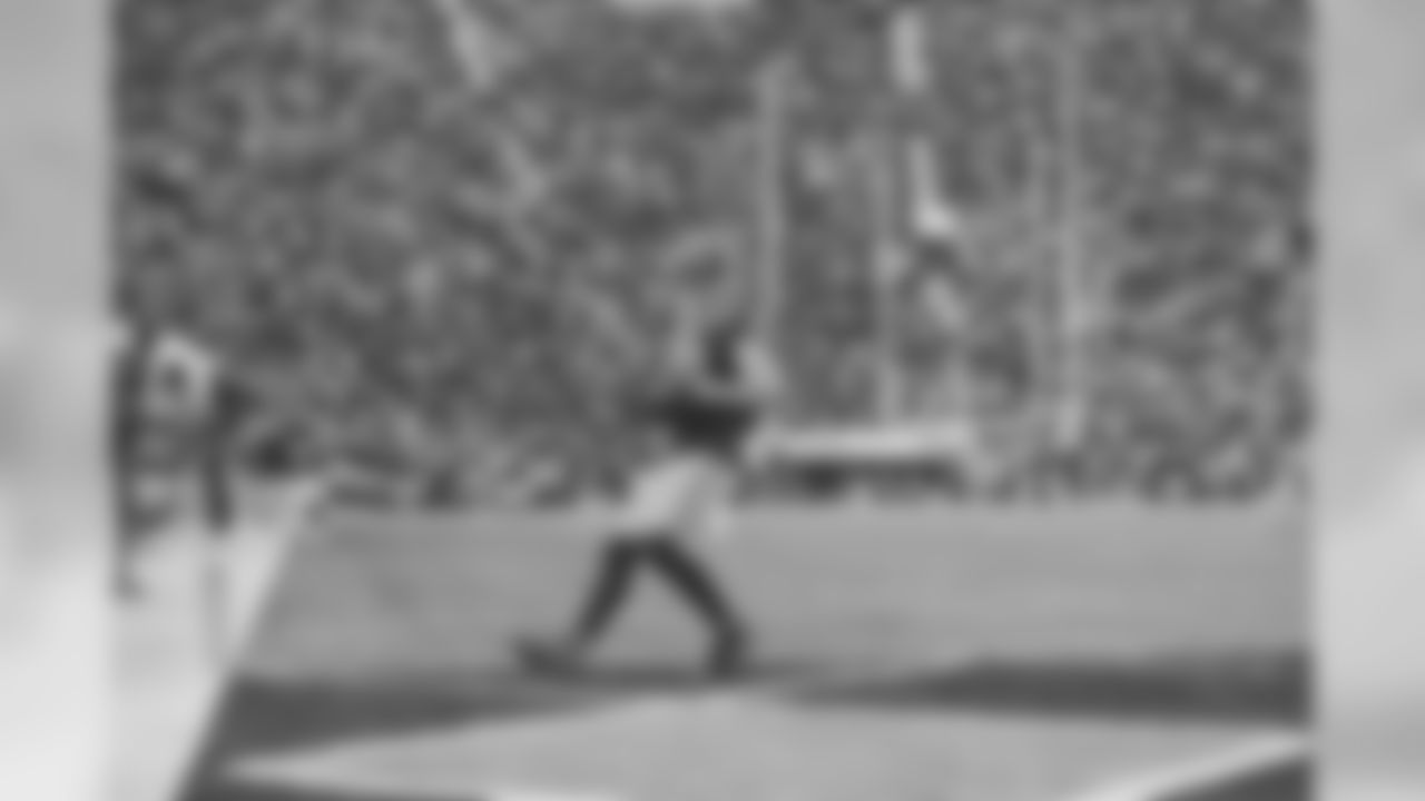 JL8_1003