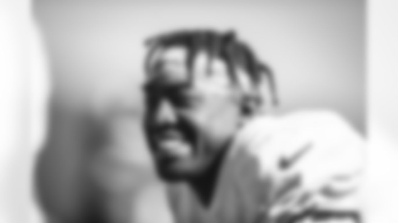 The Los Angeles Rams hit the practice field in preperation of the Week 8 matchup against the Houston Texans.