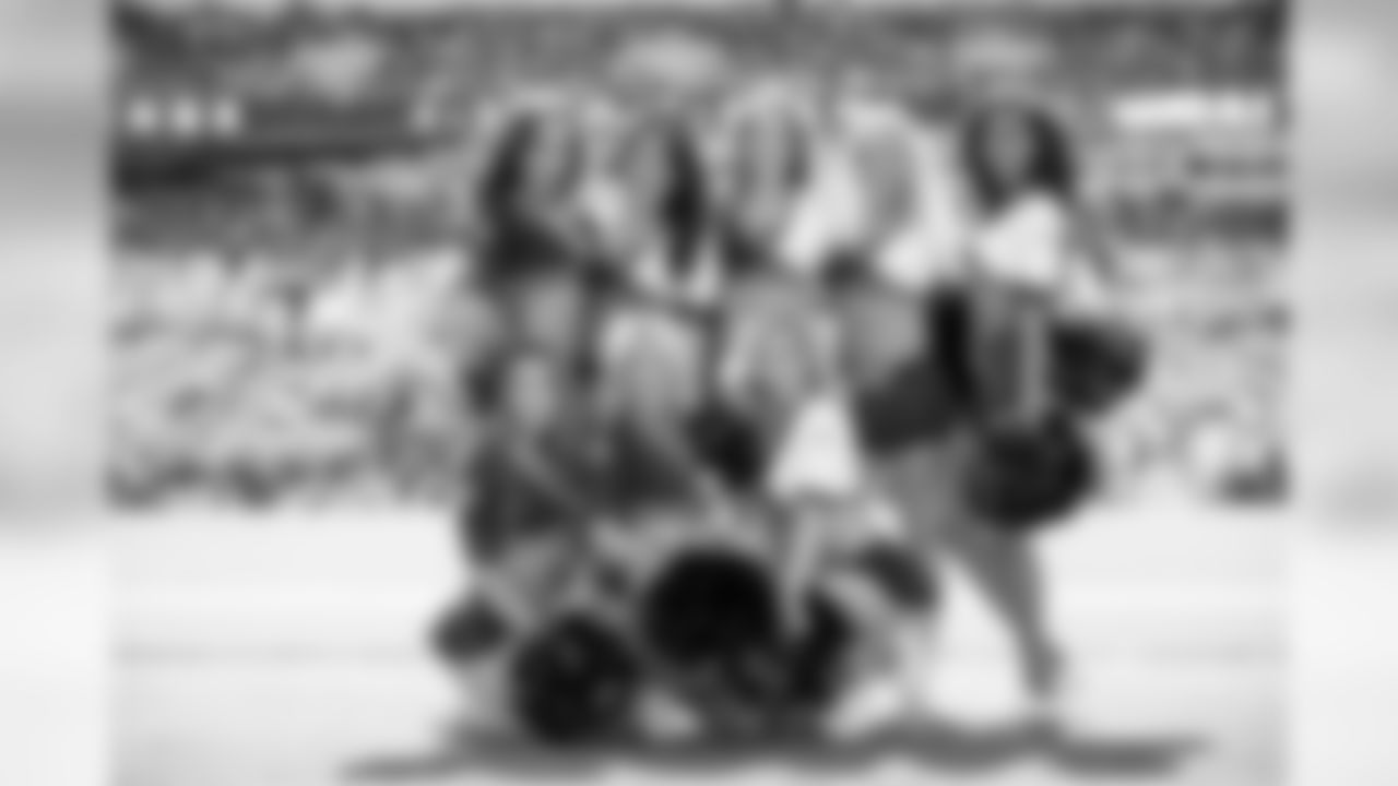 CHEER_SEP15_CARDINALS-18