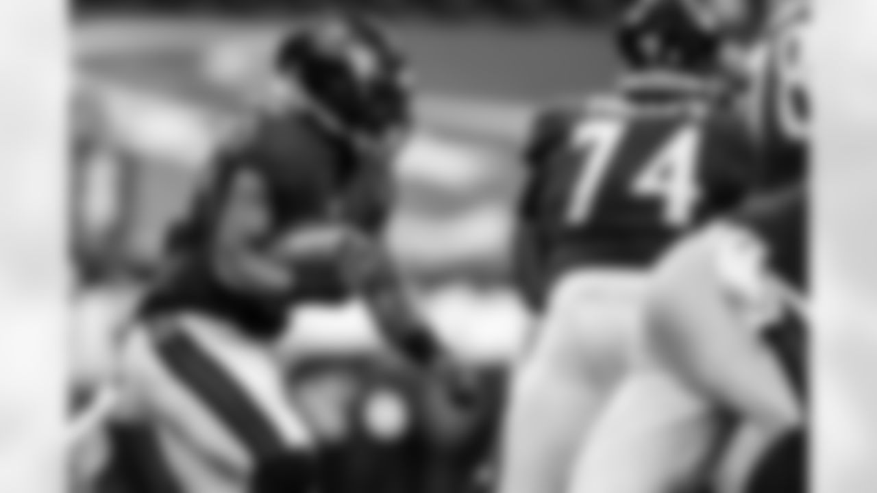 RB Mark Ingram II