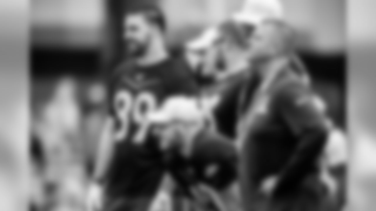 Tight end Mark Andrews stands with Fullback/Defensive lineman Patrick Ricard during the 2020 Pro Bowl practice, Thursday, Jan. 23, 2020 in Orlando, Fla.