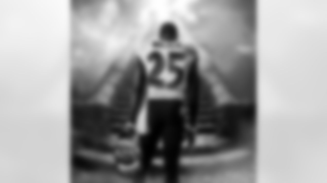 @im_klewis23: RIP My Brother Tray Walker Gone to Soon..
