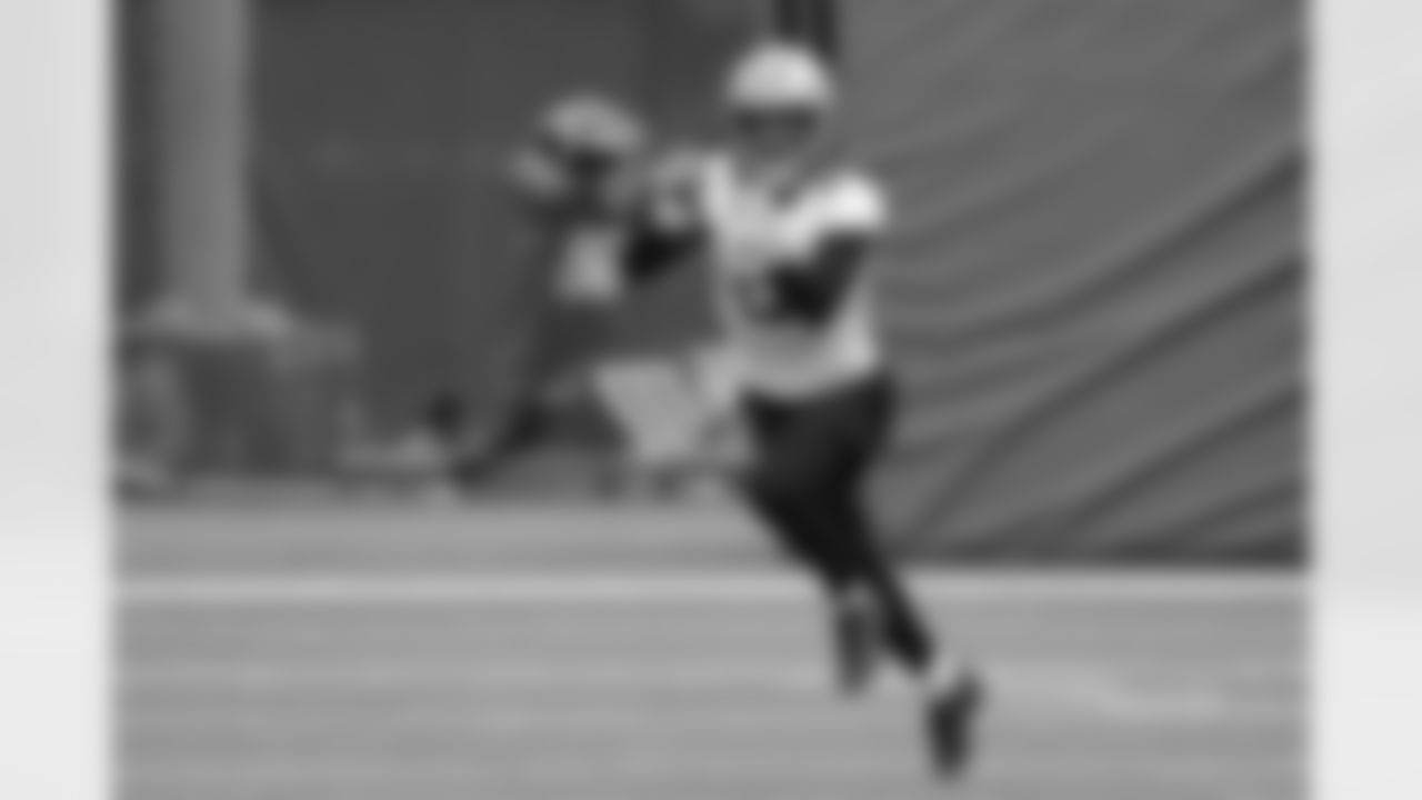 Kyler Gordon, Washington
Gordon was part of a dynamic cornerback duo at Washington that also featured Trent McDuffie. While Gordon was targeted more frequently, he responded to the challenge. He only had two interceptions during his college career, but was an excellent tackler who rarely surrendered big plays and was stingy giving up yards after catch. Gordon played outside in college, but many scouts believe he will be an effective nickel cornerback in the NFL with the ability to swing both inside and outside as a versatile defender.