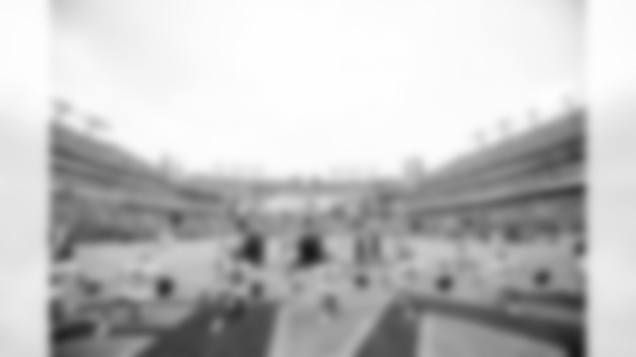 CHEER_VS_BILLS-120