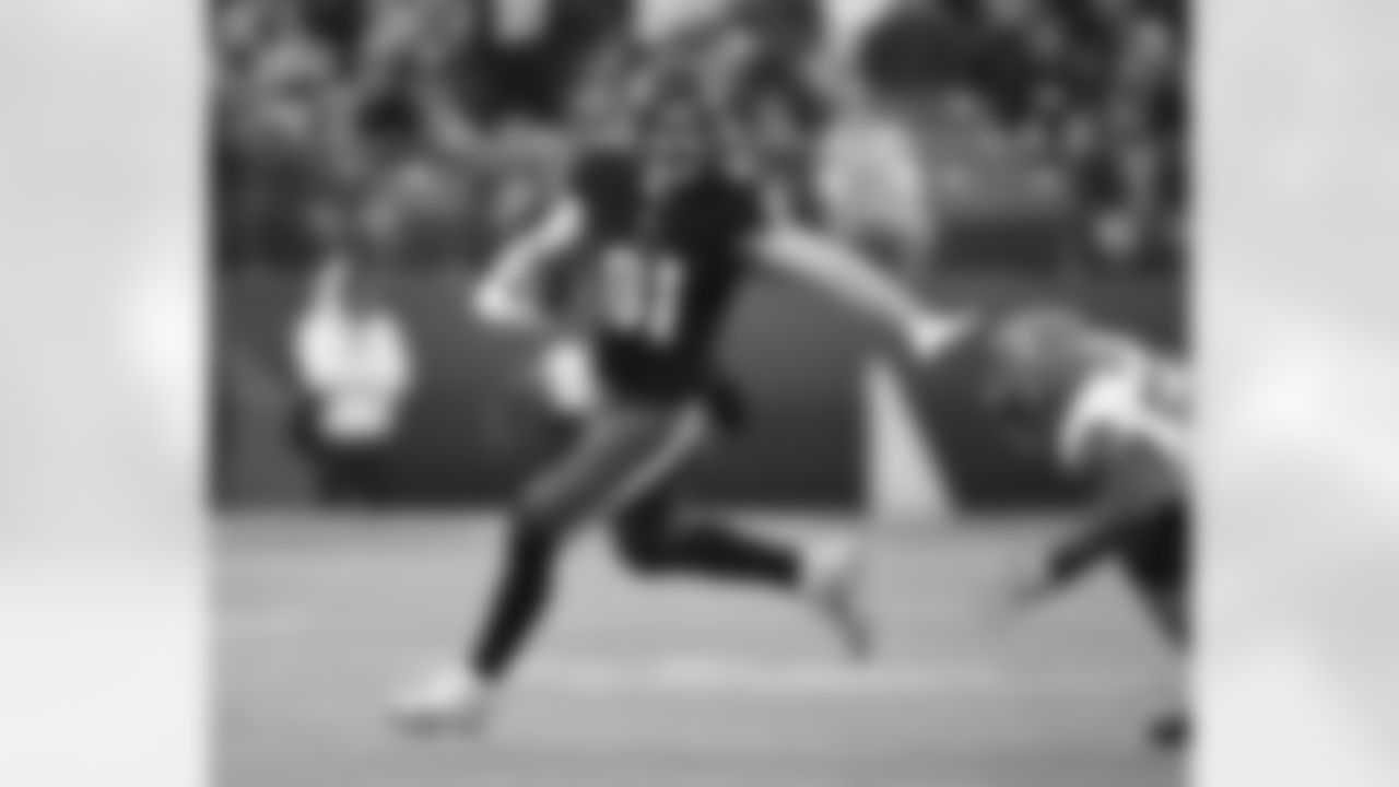 TE Hayden Hurst
2018 Draft - Round 1, Pick 25