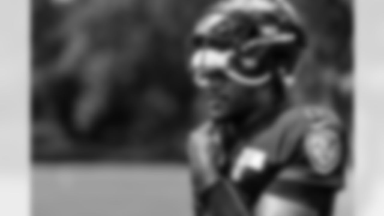 QB Lamar Jackson