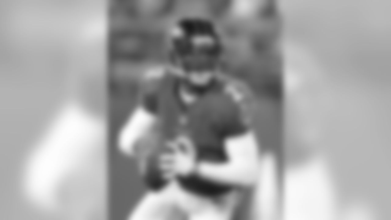 The wildcat offense has been a hot topic in Baltimore after Tyrod Taylor saw increased action behind center last week against the Jets. Joe Flacco made his feelings clear about the topic, saying he thinks it looks like a "high school offense" and that he does not expect to see it again. The Ravens have been non-committal about using Taylor more down the stretch, and it will be interesting to see the number of reps he gets this week.