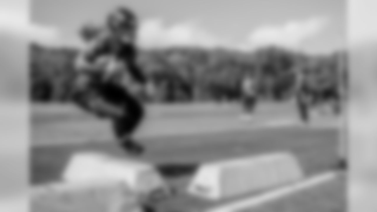 RB De'Lance Turner
The undrafted rookie ripped off a 65-yard touchdown run in which he showed off his blazing speed by going untouched to the end zone. He's competing with fellow undrafted running backs Gus Edwards and Mark Thompson for what's likely a practice-squad spot.