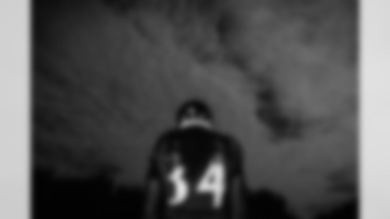 RB Alex Collins