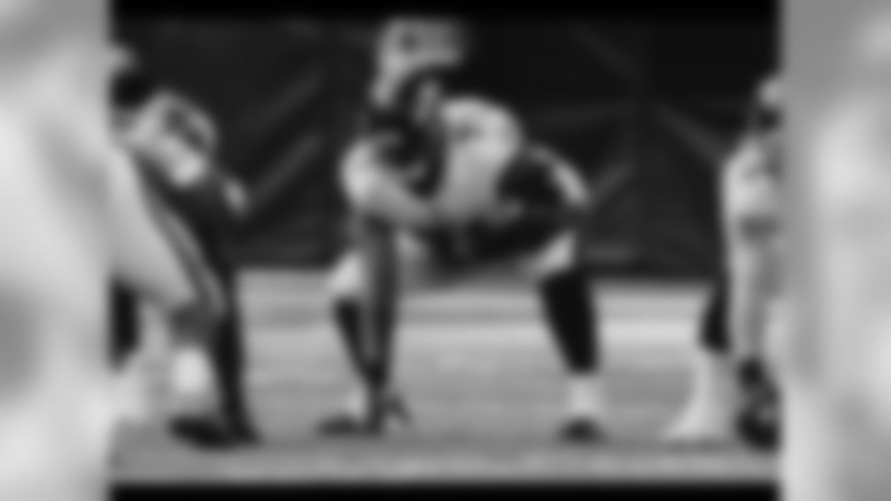 themainshow_ [Jermaine Eluemunor] The pursuit to greatness is Relentless that's why everyday you have to get one step closer #RavensFlock