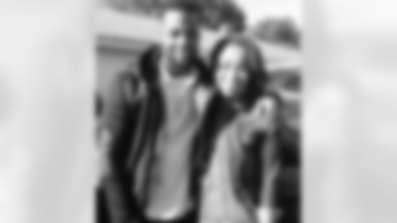 collegeboi_vine[Anthony Levine Sr.]: Starstruck!!!