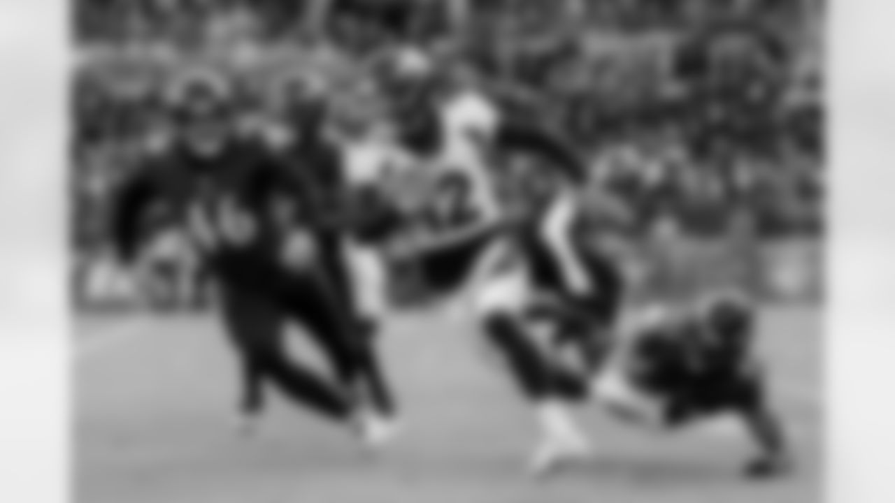 The Baltimore Ravens defeated the Denver Broncos 10-9 at M&T Bank Stadium on Sunday, December 4, 2022.