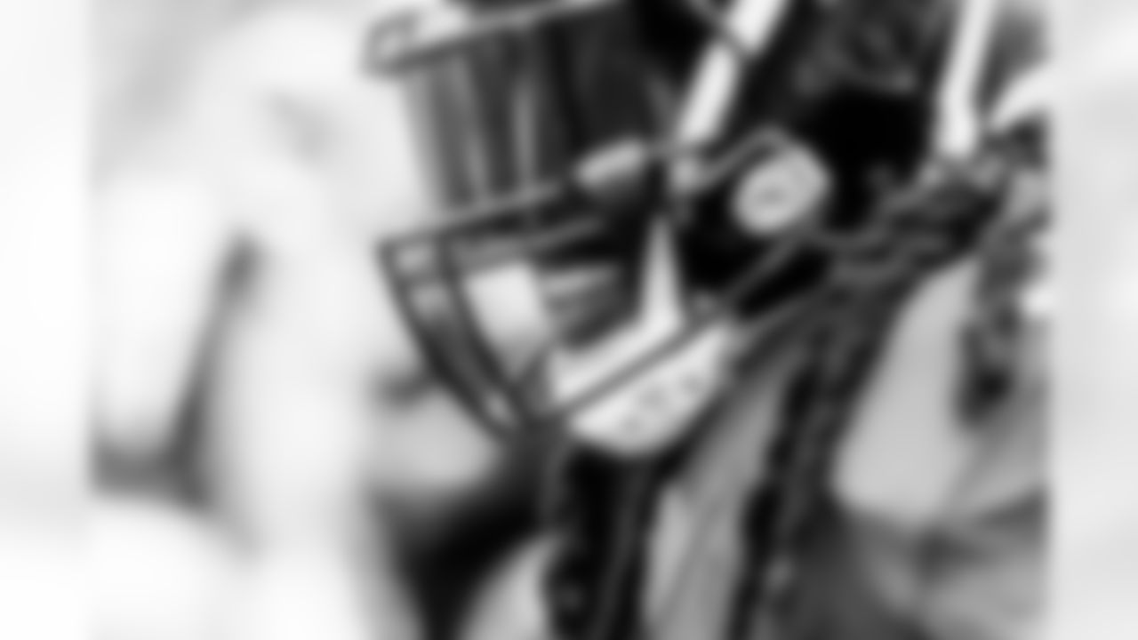 RB Alex Collins