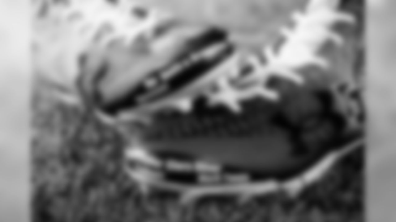CB Brandon Carr
Cause: Carr Cares Foundation