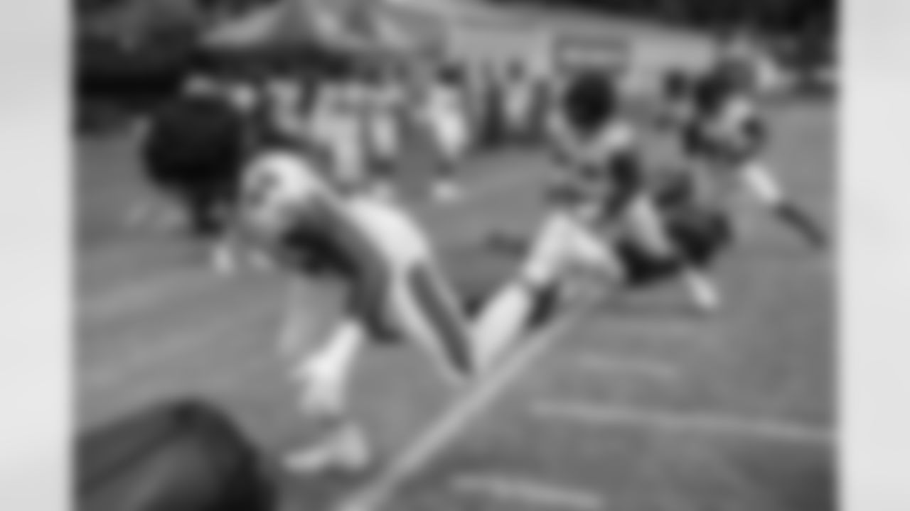OLB Steven Means