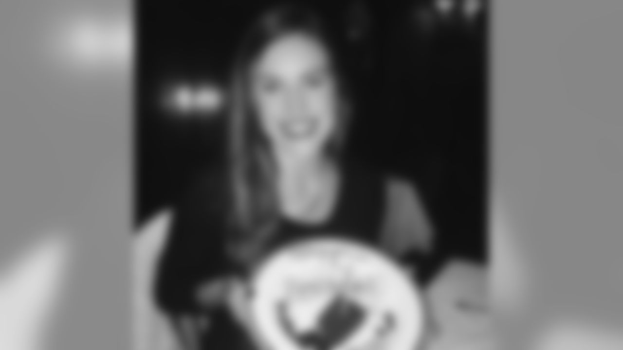 cmorgancox[Morgan Cox]: Happy birthday to my incredible wife. Every day on this earth is better with you. Thanks for keeping an old man young. I love you so much @laurenbellcox