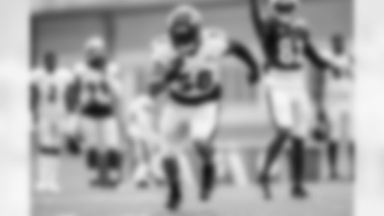 LB L.J. Fort