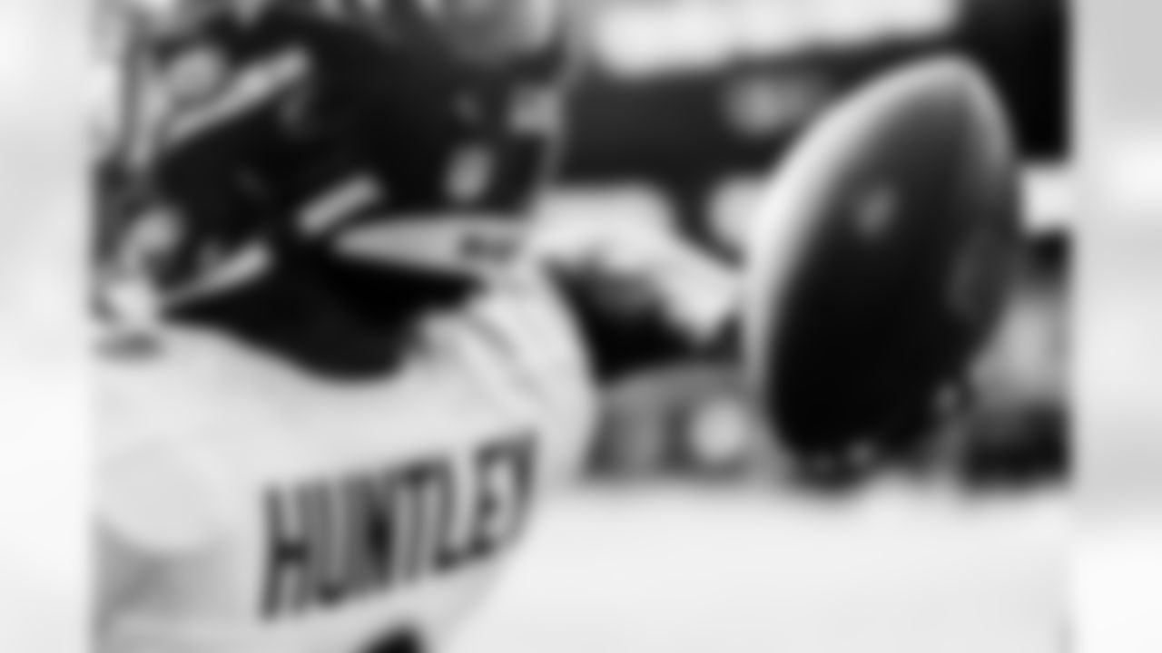 QB Tyler Huntley