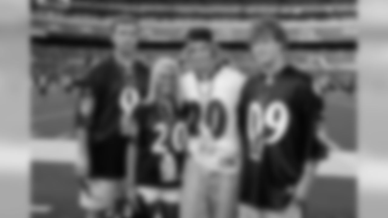 Dan Noppinger of Calvert Hall College High School and Sarah Smith of Loch Raven were the first 2009 Ravens Champions.