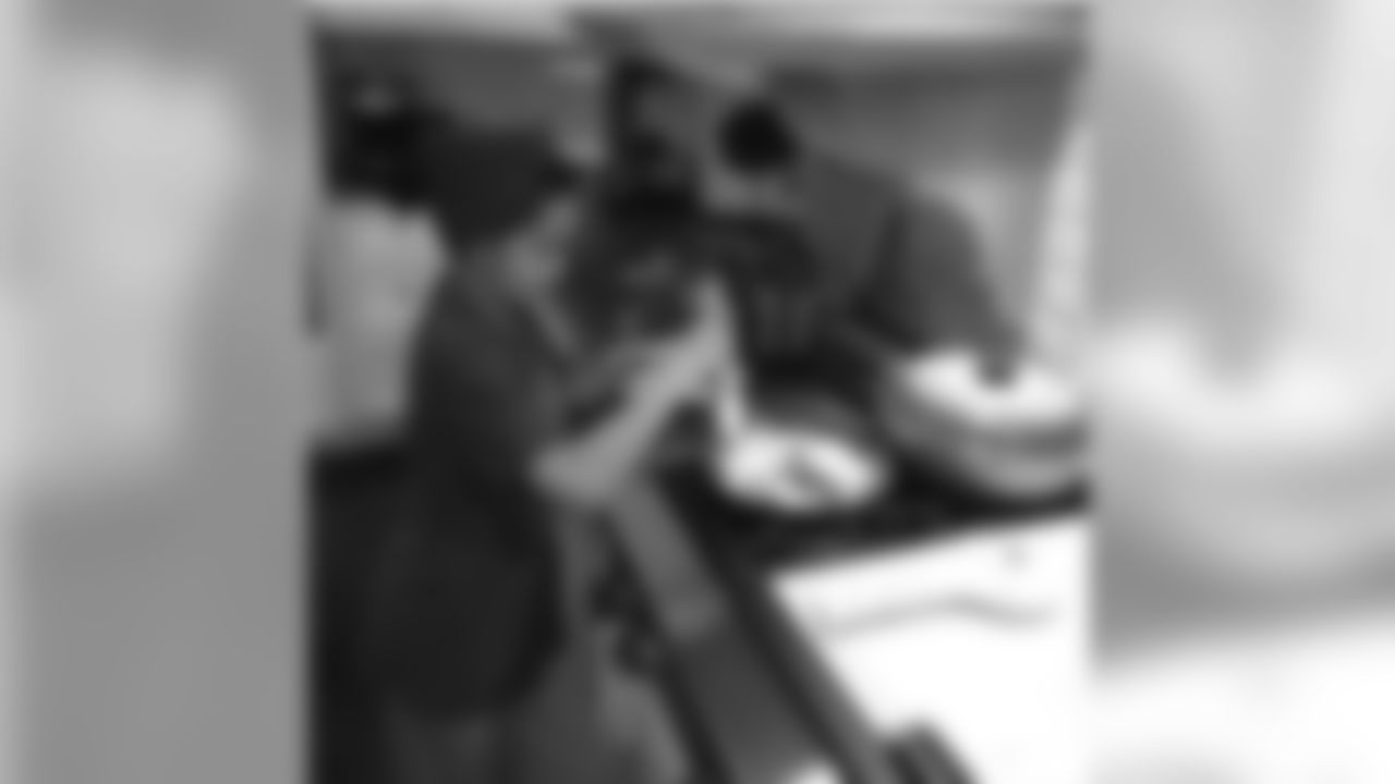 aceandsmitty[Steve Smith]:Tubing in Park a City, so much fun! Happy Valentines Day