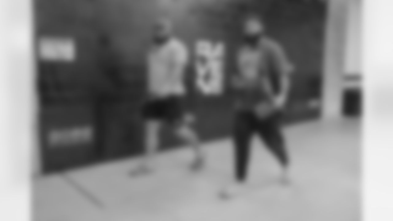 G Ben Cleveland & G/C Patrick Mekari