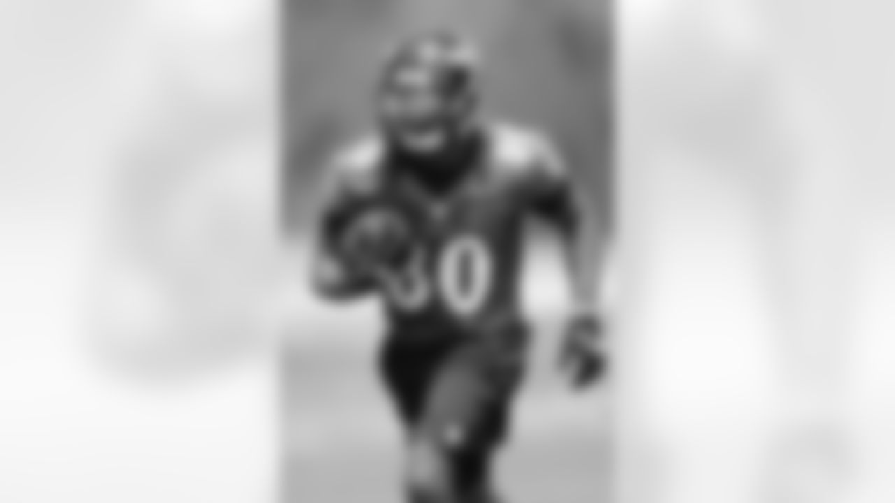 WR Aaron Mellette
2013 Draft - Round 7, Pick 238